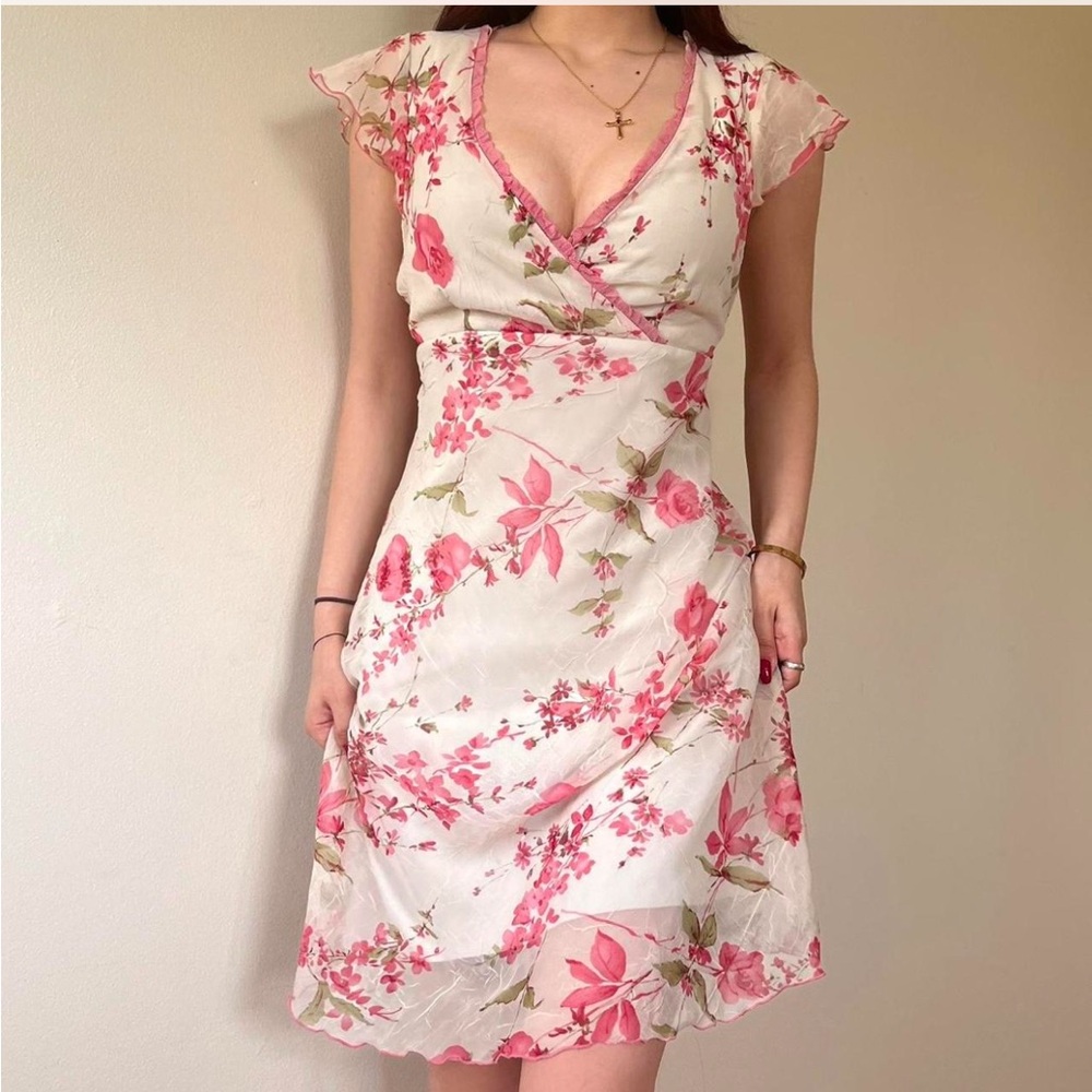 City triangles floral mesh dress